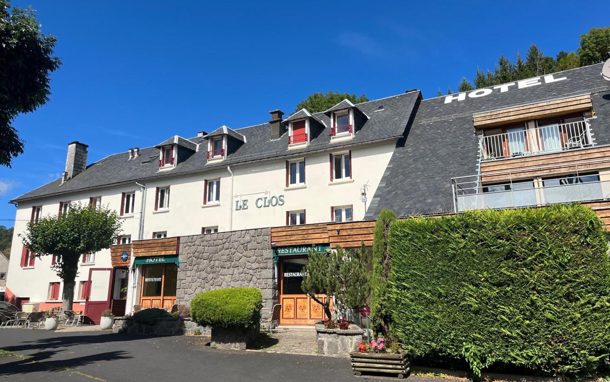 Hotel Restaurant Le Clos Besse-et-Saint-Anastaise Eksteriør bilde